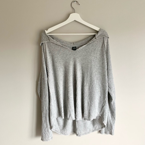 Wild Fable Gray Waffle Hooded Long Sleeve Top